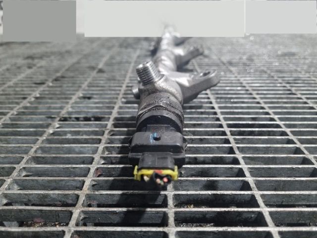 bontott KIA SORENTO Közösnyomócső