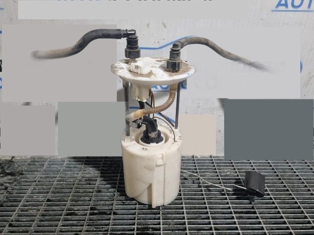 bontott KIA SORENTO Üzemanyag Szivattyú