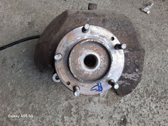 bontott KIA SORENTO Bal első Csonkállvány Kerékaggyal