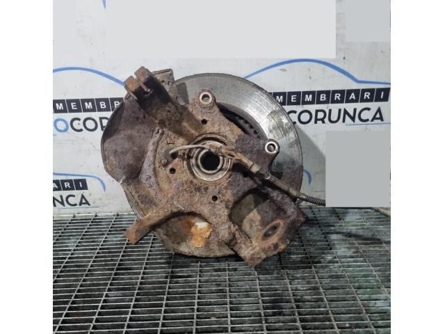 bontott KIA SORENTO Bal első Csonkállvány