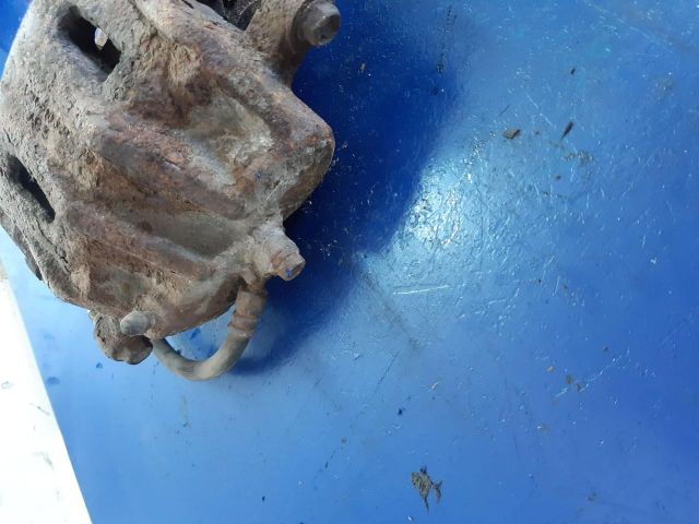 bontott KIA SORENTO Bal első Féknyereg Munkahengerrel