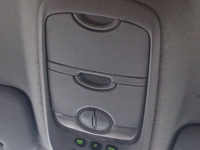 bontott KIA SORENTO Bal első Gólyaláb (Lengécsillapító, Rugó)