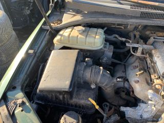 bontott KIA SORENTO Bal első Gólyaláb (Lengécsillapító, Rugó)