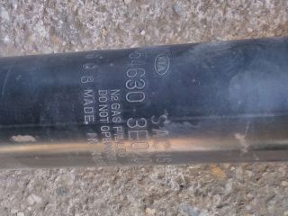 bontott KIA SORENTO Bal első Gólyaláb (Lengécsillapító, Rugó)