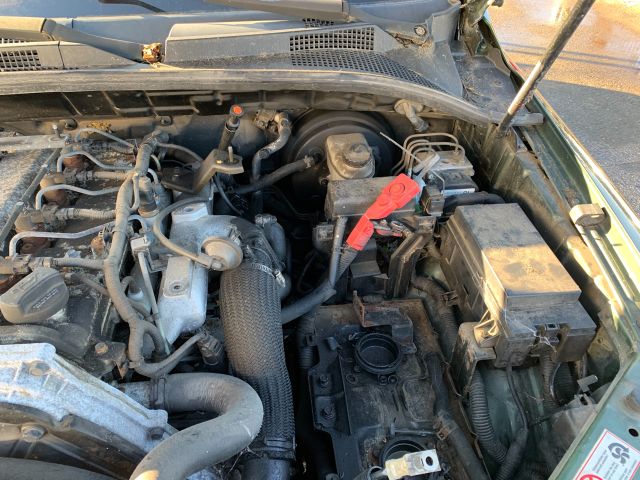 bontott KIA SORENTO Bal első Gólyaláb (Lengécsillapító, Rugó)