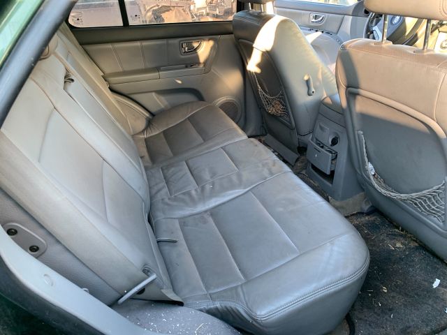 bontott KIA SORENTO Bal első Gólyaláb (Lengécsillapító, Rugó)