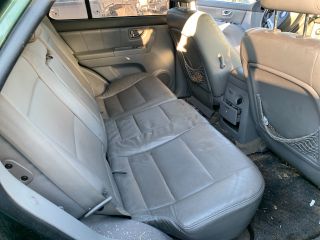 bontott KIA SORENTO Bal első Gólyaláb (Lengécsillapító, Rugó)