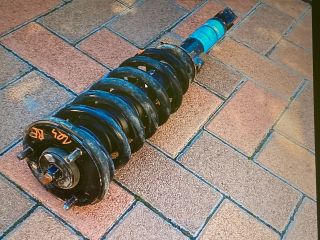 bontott KIA SORENTO Bal első Gólyaláb (Lengécsillapító, Rugó)