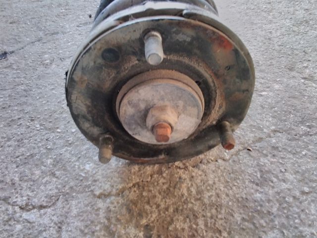 bontott KIA SORENTO Bal első Gólyaláb (Lengécsillapító, Rugó)