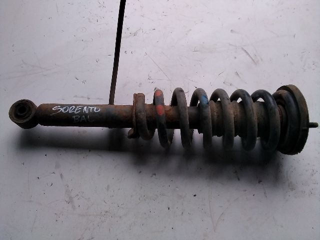 bontott KIA SORENTO Bal első Gólyaláb (Lengécsillapító, Rugó)