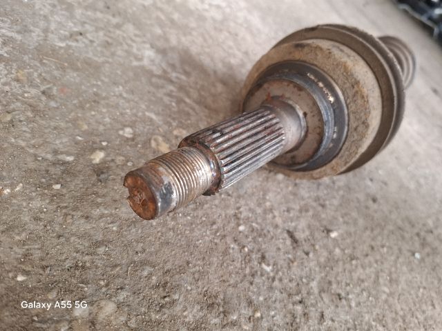 bontott KIA SORENTO Bal Féltengely