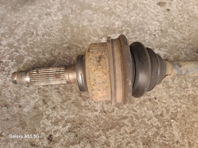 bontott KIA SORENTO Bal Féltengely