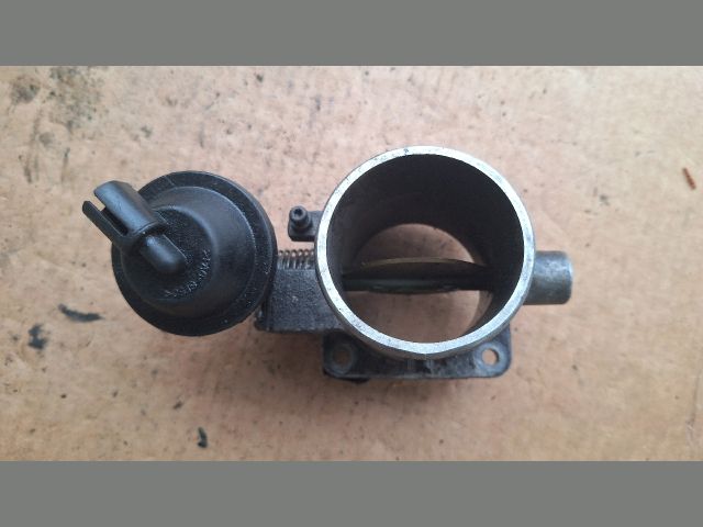 bontott KIA SORENTO Fojtószelep (Mechanikus)