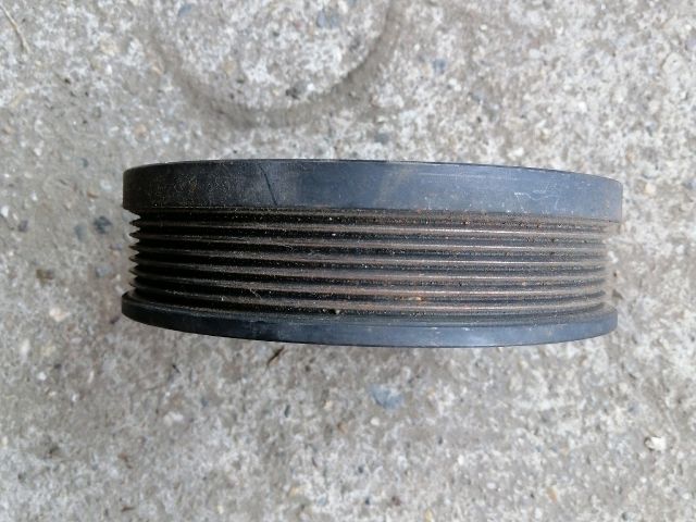 bontott KIA SORENTO Főtengely Szíjtárcsa