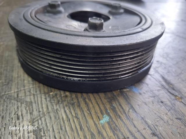 bontott KIA SORENTO Főtengely Szíjtárcsa