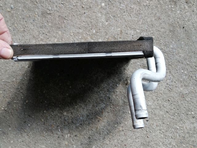 bontott KIA SORENTO Fűtőradiátor