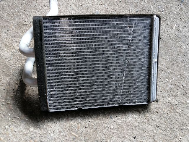 bontott KIA SORENTO Fűtőradiátor