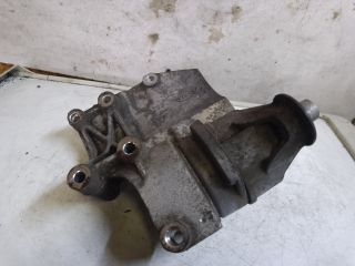 bontott KIA SORENTO Generátor Tartó Bak