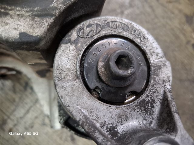 bontott KIA SORENTO Generátor Tartó Bak