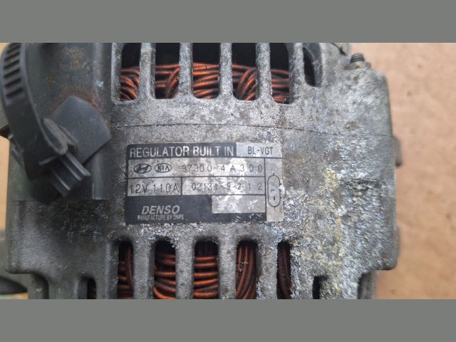 bontott KIA SORENTO Generátor