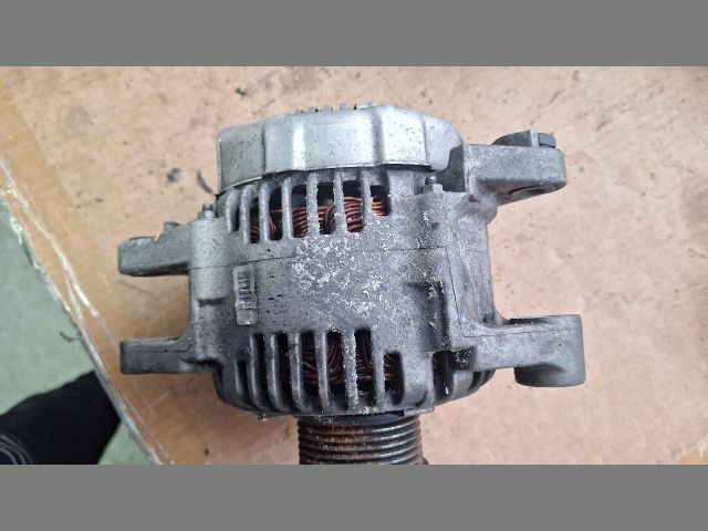 bontott KIA SORENTO Generátor