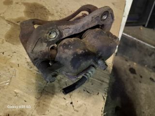 bontott KIA SORENTO Jobb első Féknyereg Munkahengerrel