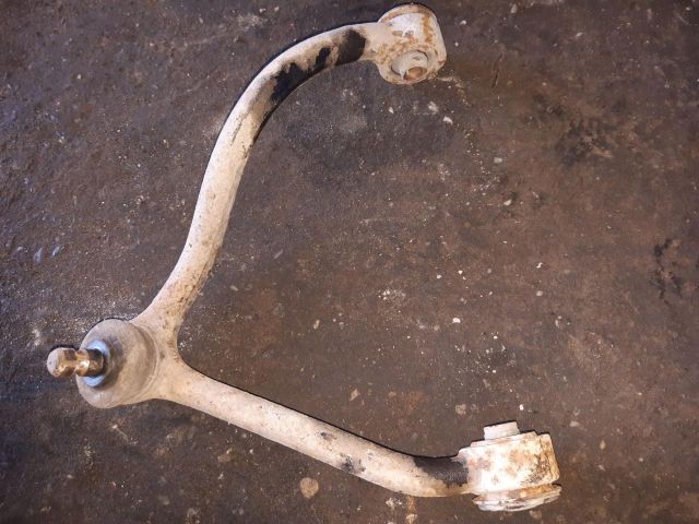 bontott KIA SORENTO Jobb első Lengőkar