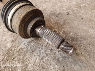 bontott KIA SORENTO Jobb Féltengely