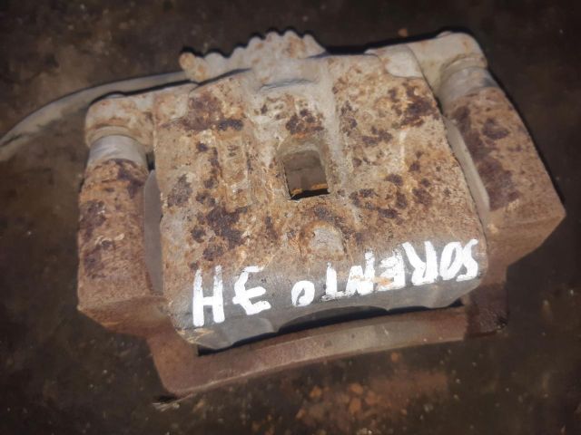 bontott KIA SORENTO Jobb hátsó Féknyereg Munkahengerrel