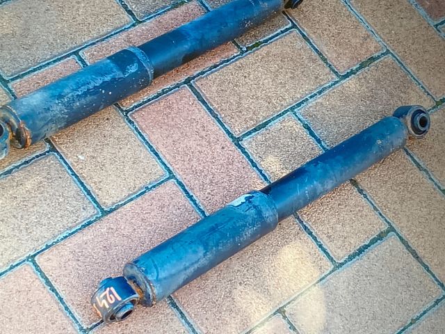 bontott KIA SORENTO Jobb hátsó Lengéscsillapító