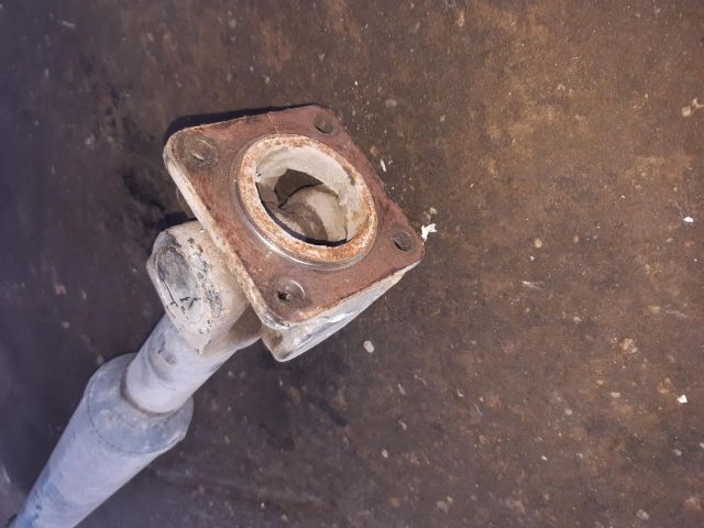 bontott KIA SORENTO Kardántengely