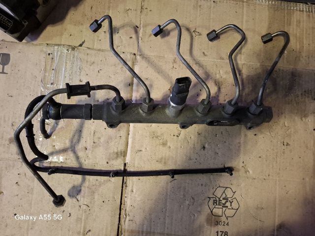 bontott KIA SORENTO Közösnyomócső