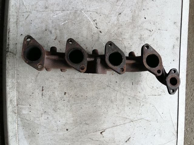 bontott KIA SORENTO Leömlő (Soros)