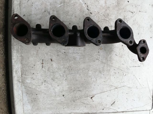 bontott KIA SORENTO Leömlő (Soros)