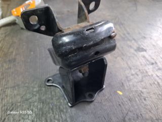 bontott KIA SORENTO Motor Tartó Bak (Fém)