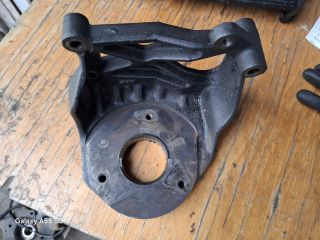 bontott KIA SORENTO Motor Tartó Bak (Fém)