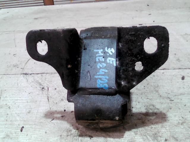 bontott KIA SORENTO Motor Tartó Bak (Fém)