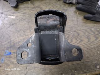 bontott KIA SORENTO Motor Tartó Bak (Fém)