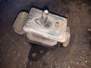 bontott KIA SORENTO Motor Tartó Bak (Pozíciófüggetlen)