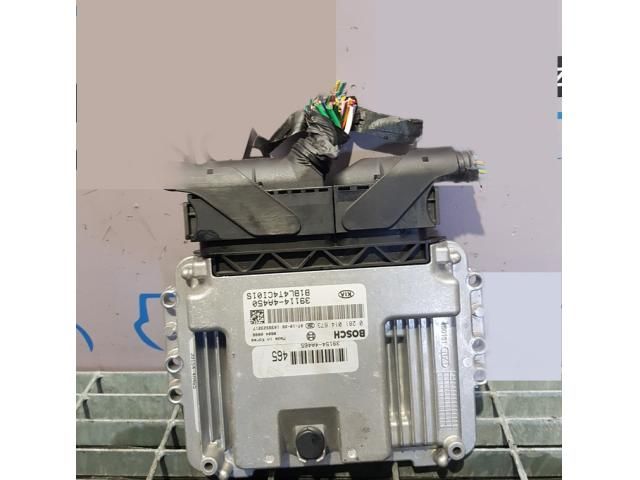 bontott KIA SORENTO Motorvezérlő