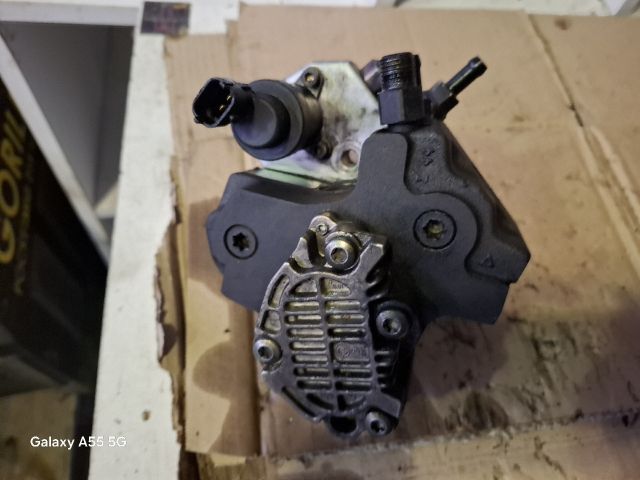 bontott KIA SORENTO Nagynyomású Szivattyú