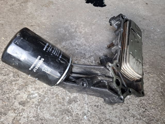 bontott KIA SORENTO Olajhűtő