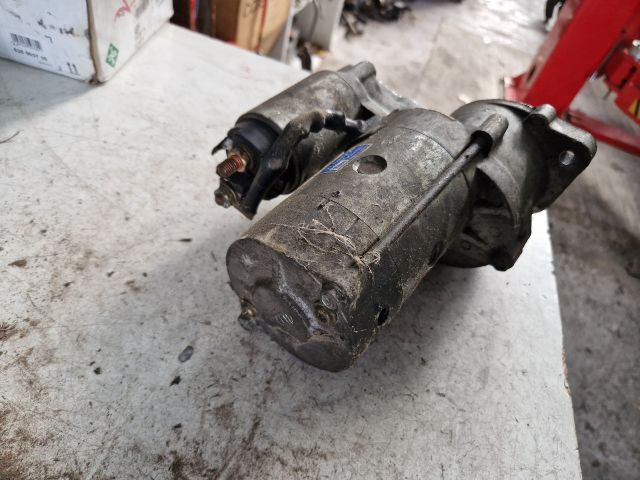 bontott KIA SORENTO Önindító