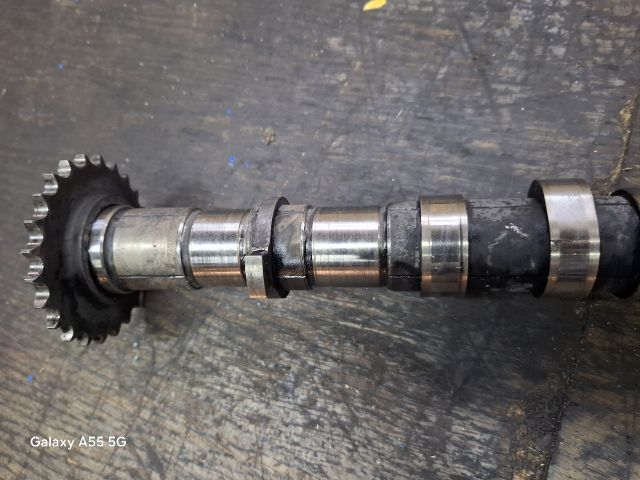 bontott KIA SORENTO Szívó Vezérműtengely