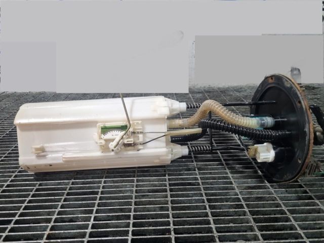 bontott KIA SORENTO Üzemanyag Szivattyú