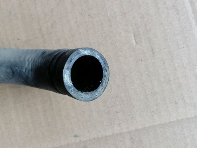 bontott KIA SORENTO Vízcső