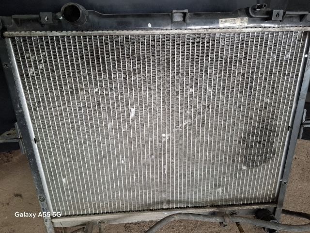 bontott KIA SORENTO Vízhűtő Radiátor (Klímás)