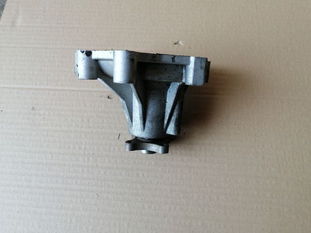 bontott KIA SORENTO Vízpumpa