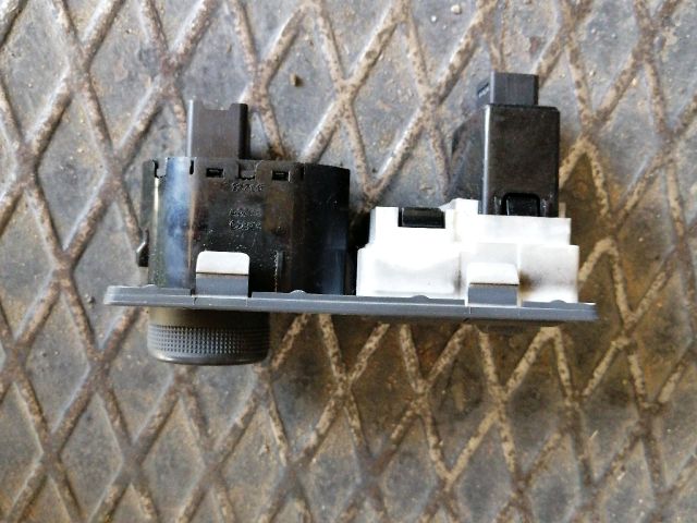 bontott KIA SORENTO 4x4 Kapcsoló