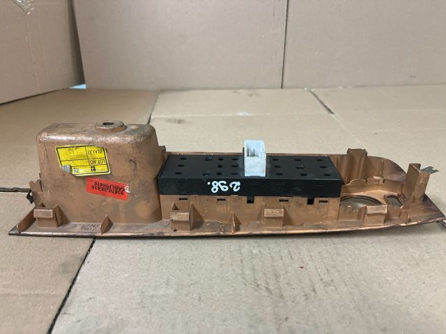 bontott KIA SORENTO Ablakemelő Kapcsoló Négyes / Kettes